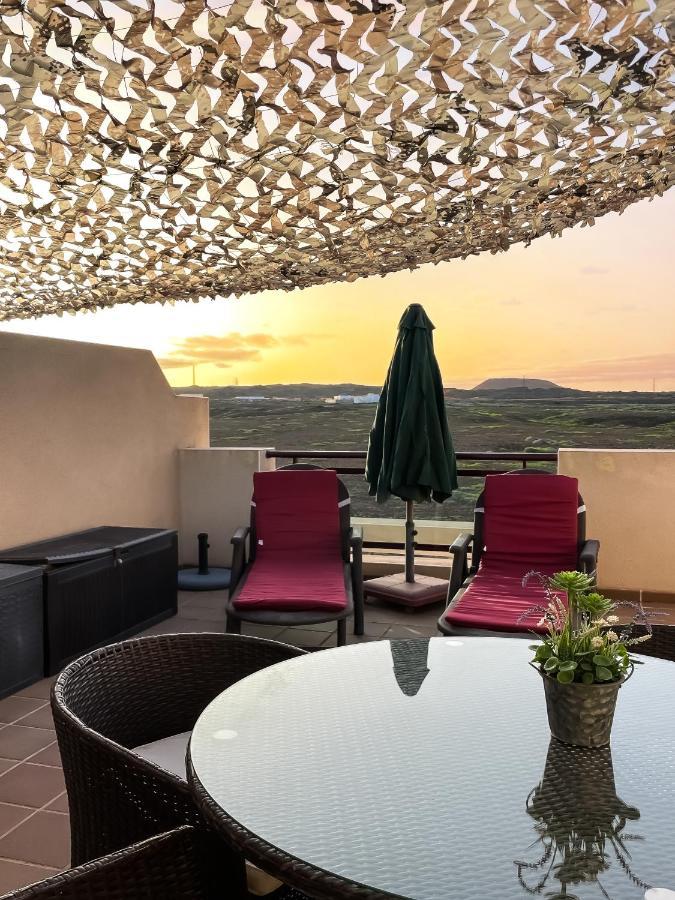 Sunset Corralejo Con Solarium Privado Apartment Exterior photo